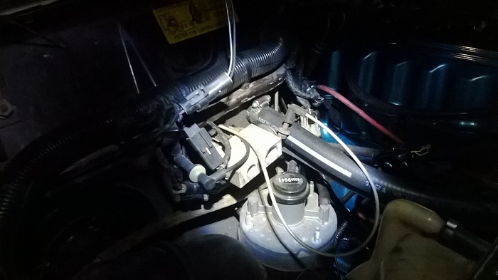 where does this vacuum line connect to?-wp_20140220_006.jpg