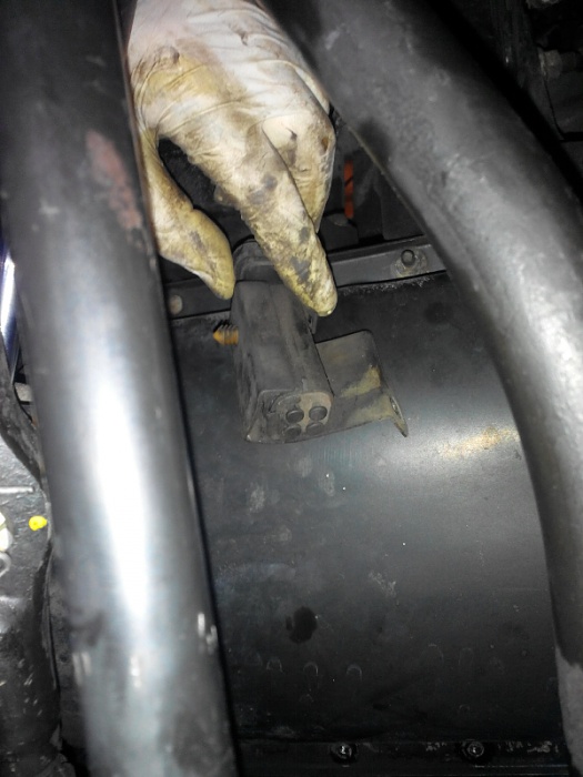 Please help me identify this part-forumrunner_20140315_022525.jpg