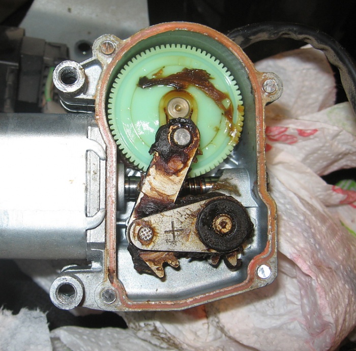 Fix For Slow Rear Wiper.....-rear-wiper-motor.jpg