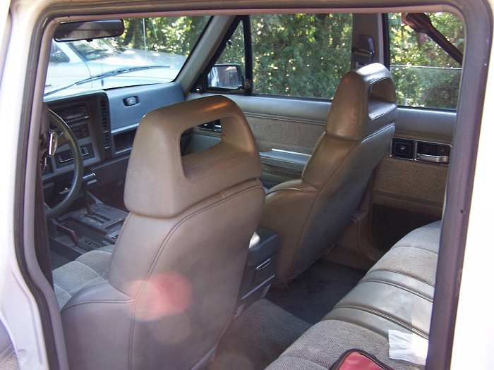 Bendix 9 Anti-Lock Brakes on a 90. Cherokee ABS-102_6187.jpg