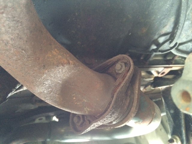 Pinched exhaust, reason for sounding like diesel?-exhaust.jpg