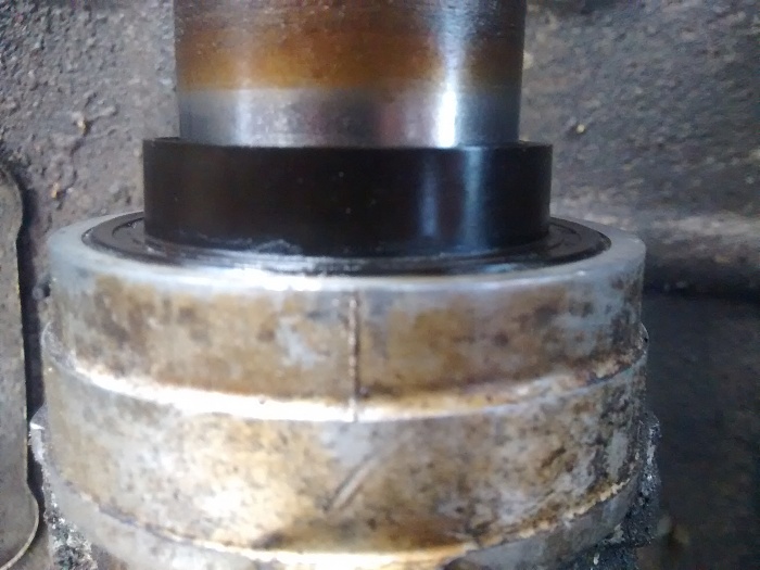 2000 Cant find correct mounts!!! Help!-output-shaft-seal-1.jpg
