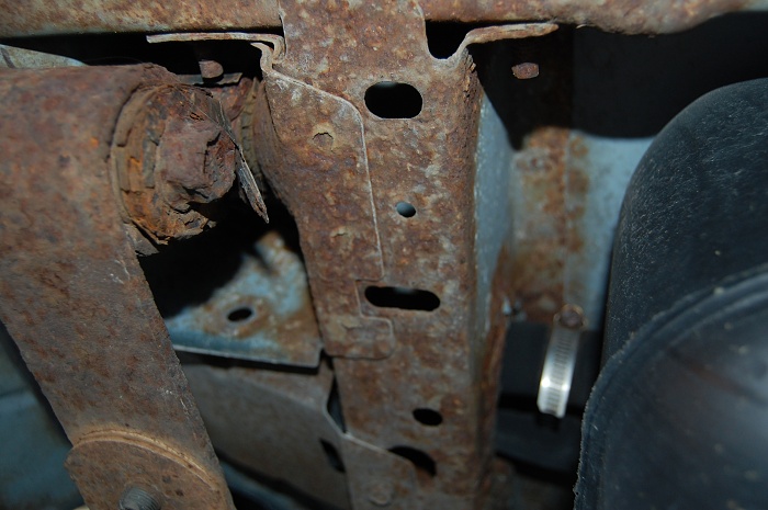 RUST!  Fix it or sell?-2015-05-02-18.43.57.jpg