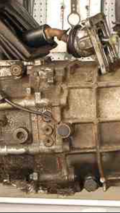 New to transmissions, Ax15 help, identify this part?-image.jpg