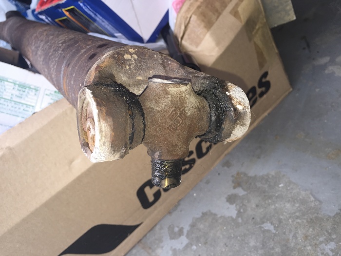Drive shaft problem-img_6130.jpg
