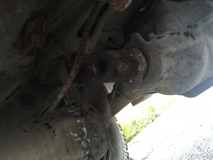 Drive shaft problem-img_6118.jpg