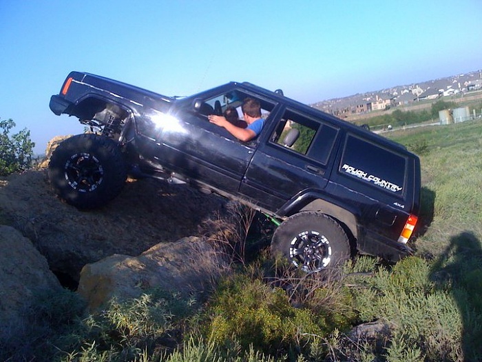 How many of you running 6+" of lift-cherokee-big-rock.jpg