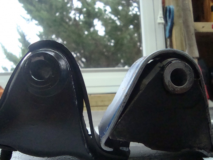 Cheap OEM style motor mounts?  Anchor, Westar, or DEA?-dsc04778.jpg