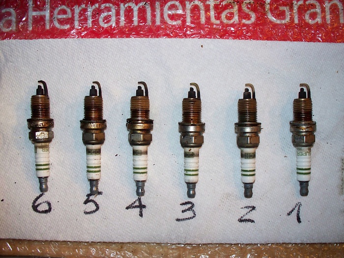 How to disconnect 96 injectors?-100_2219.jpg