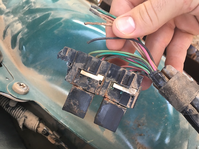 Melted Resistor By Drivers Side Tail Light-img_2858.jpg