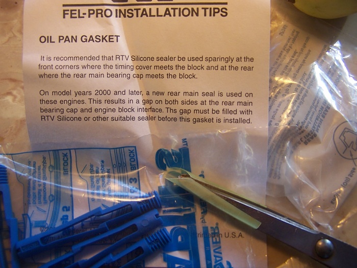 Rear Main Seal inline 6 4.0-100_6240.jpg