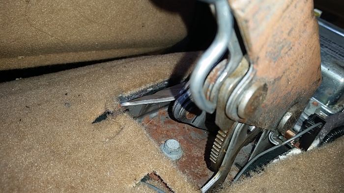 1998 Cherokee Emergency Brake Button-20161002_164520_1475632804473.jpg