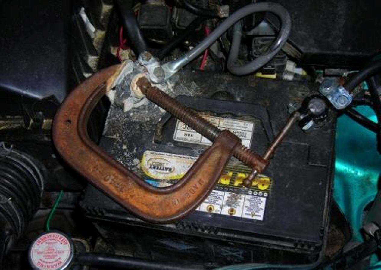 Name:  Battery%20clamp.jpg
Views: 1968
Size:  119.7 KB