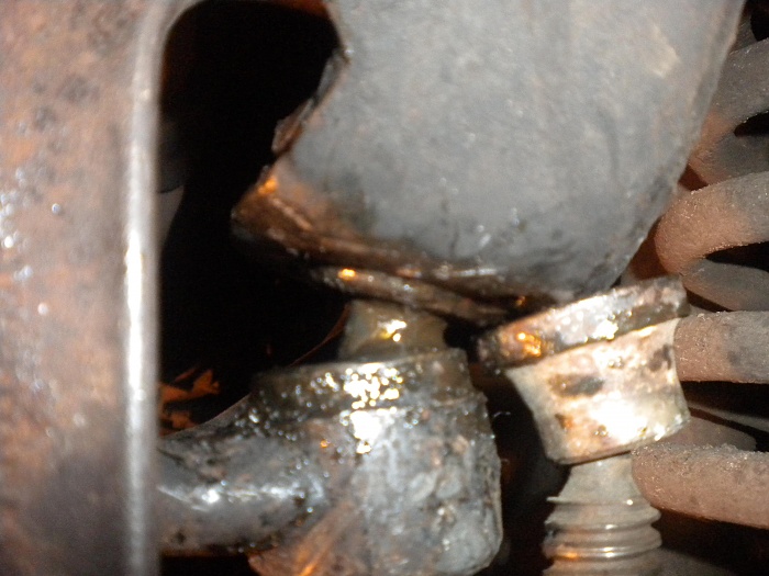 Trackbar STUCK-bolt.jpg
