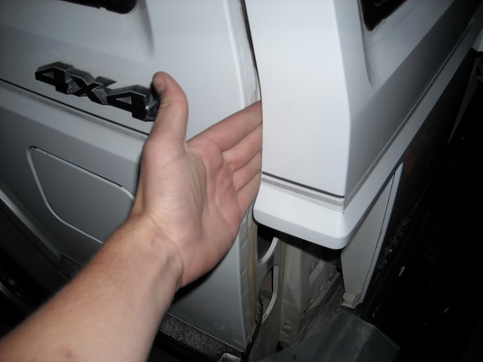 Hatch door wont shut all the way-jeep-102.jpg