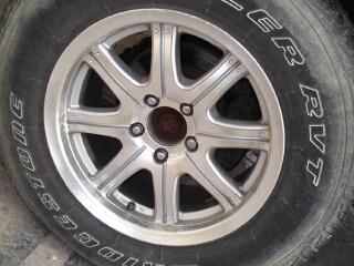 can anyone identify this wheel-my-pictures.jpg