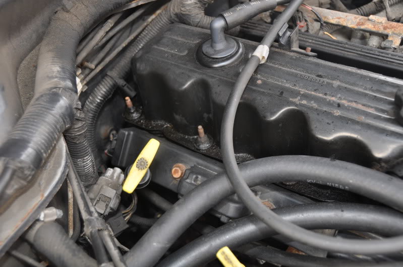Is this Valve Cover gasket leak? pics - Jeep Cherokee Forum