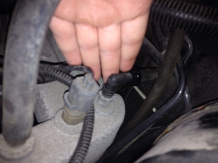 AC cuts out and blows through defrost, cruise control not holding? VACCUM CHECK VALVE-img_4089.jpg