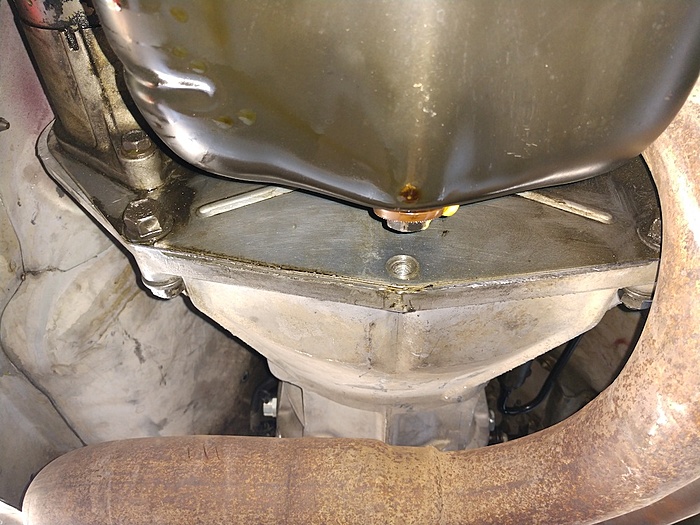 AX-15 bellhousing spacer/dust cover, missing bolts-bellhousing_bottom.jpg