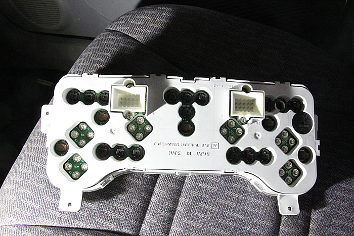 How to fix a malfunctioning Instrument Cluster?-cluster2.jpg