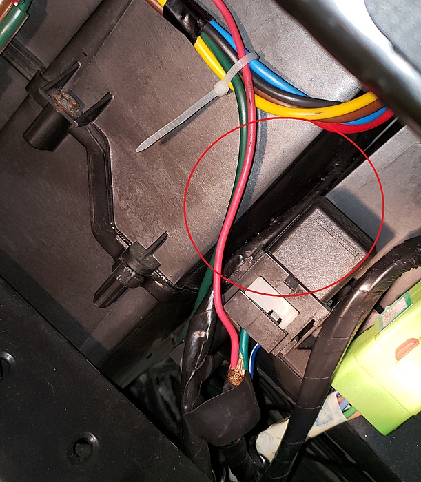 Rain water inside heater box - leaking intake in cowl?-xkra7kp.jpg