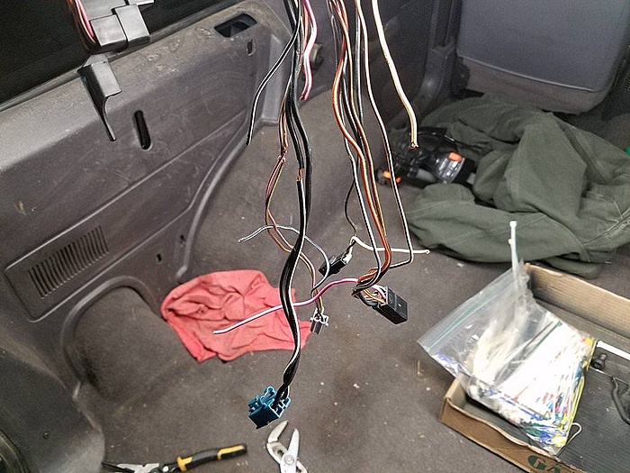 How to Rebuild 97-01 XJ Hatch Release and Latch - Picture Heavy-gc92tih.jpg