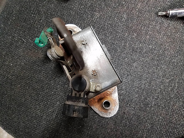 How to Rebuild 97-01 XJ Hatch Release and Latch - Picture Heavy-zafa0yl.jpg