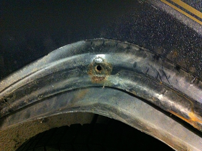 Fender rust, will these need to be replaced?-yjhsdg5.jpg