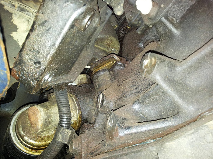 Broken Engine Mount-5o9g7.jpg