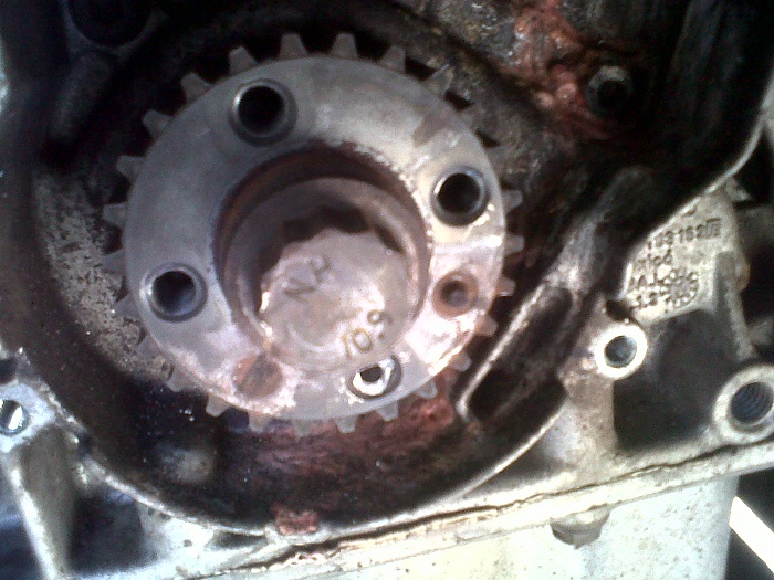 More broken bolts...-vw-crank.jpg