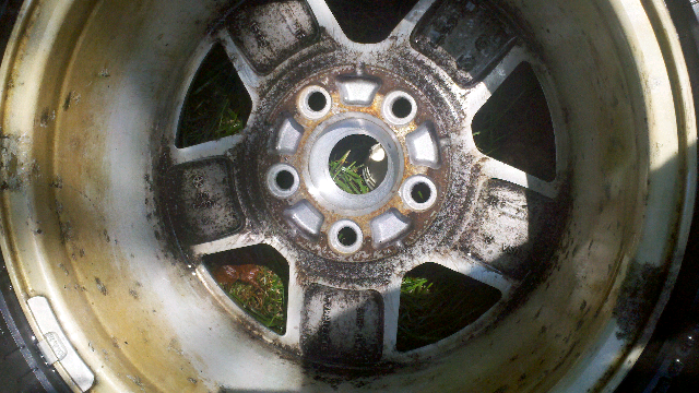 care for aluminum wheels-forumrunner_20110807_141819.jpg