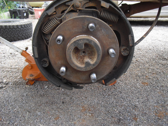 Rear Brake inspection question-004.jpg