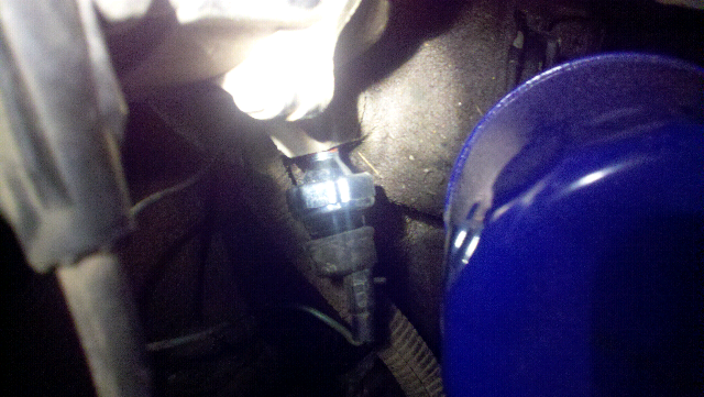 Oil pressure pegged out-forumrunner_20110904_213858.jpg