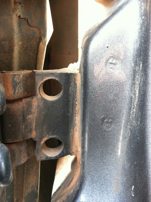 Door wont seal. Question about door hinge-image-714510054.jpg