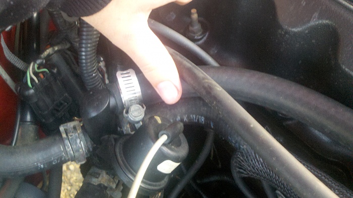wheres this go?-forumrunner_20111203_161859.jpg