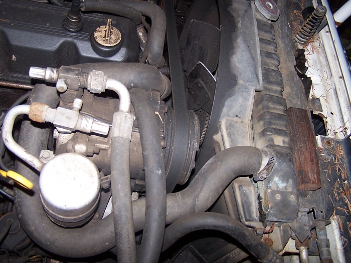 Upper Radiator Hose Replacement Problem-101_0075.jpg