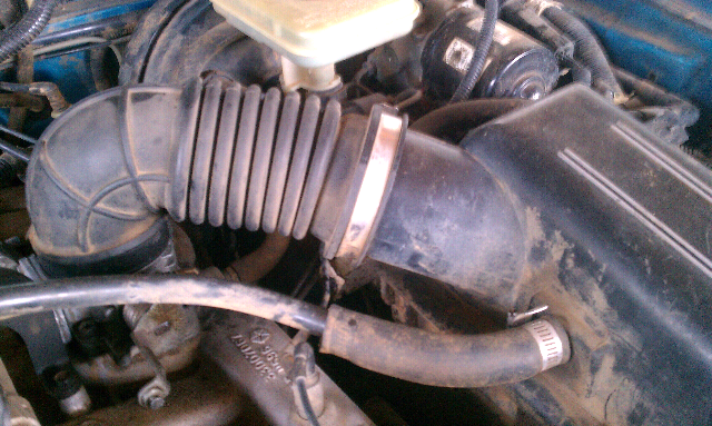 Air filter box part. Question-forumrunner_20120131_153428.jpg