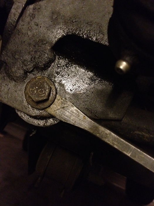 How to remove axle side track bar bolt?-image-1047246534.jpg