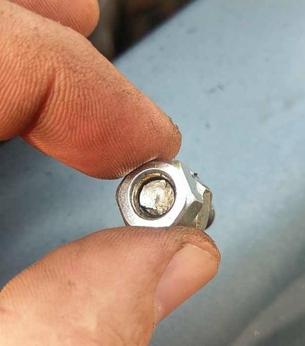 Water pump broken bolt &amp; pulley tip, &amp; belt squealing diagnosis-imag0336.jpg