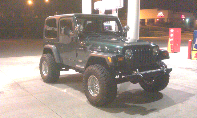 my new jeep-forumrunner_20120318_124911.jpg