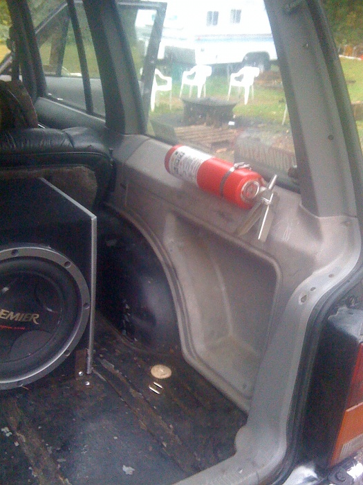 What did you do to your XJ today??-jeep-cherokee-fire-extinguisher.jpg