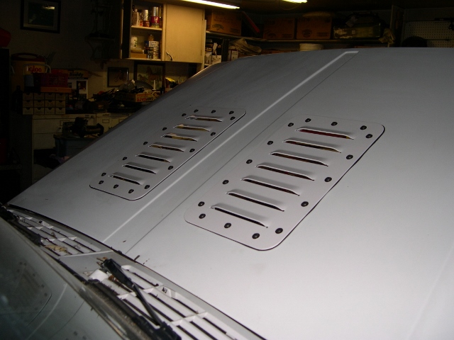 What did you do to your XJ today??-xj-hood-vents-012-640x480-.jpg