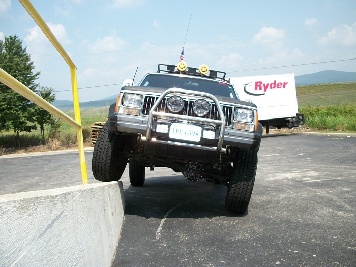 What did you do to your XJ today??-jeep-flexing-010.jpg