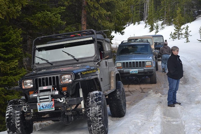 wyoming roll call!!-jeeps.jpg