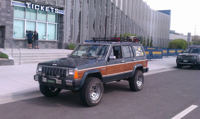Kansas City bs Thread-jeep-cherokee-nomad-wheels-ticket-counter-sporting-kc.jpg