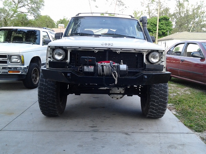 jkw's 95 xj-jeep-front.jpg