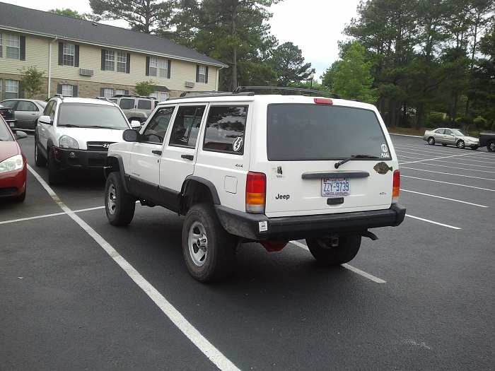 My XJ Build... fueled by financial aid refunds-2012-05-13-18.23.11.jpg