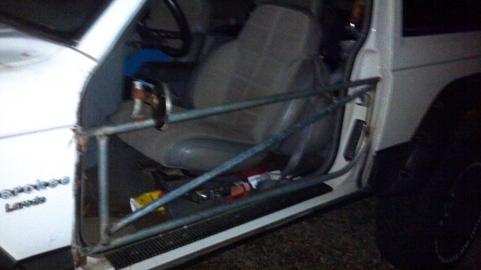 90 XJ 'Fallen Angel'-driver.jpg