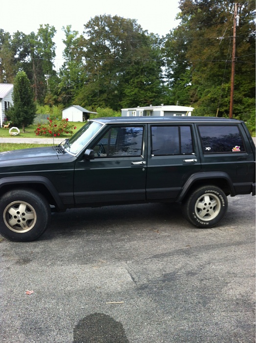 91 XJ, don't be to harsh it's my 1st build-image-4251431747.jpg