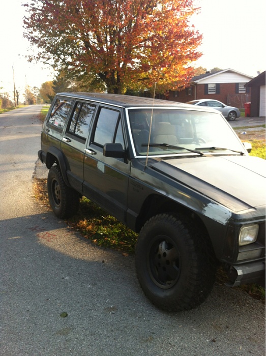 91 XJ, don't be to harsh it's my 1st build-image-4259897839.jpg